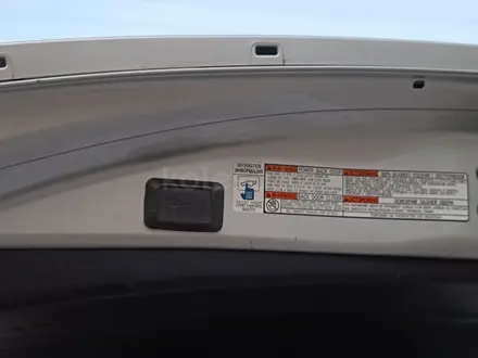 Toyota RAV4 2019 года за 11 900 000 тг. в Актобе – фото 32