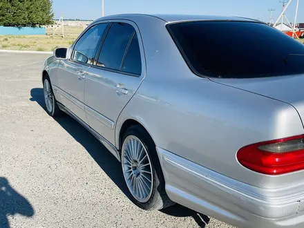 Mercedes-Benz E 320 1999 года за 4 000 000 тг. в Кызылорда – фото 5