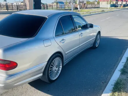 Mercedes-Benz E 320 1999 года за 4 000 000 тг. в Кызылорда – фото 11