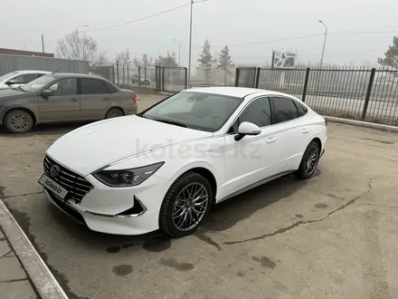 Hyundai Sonata 2023 года за 16 500 000 тг. в Костанай – фото 9