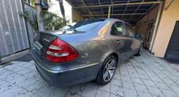 Mercedes-Benz E 260 2005 года за 5 900 000 тг. в Алматы – фото 4