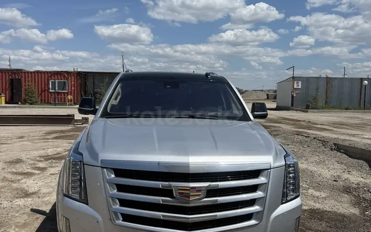 Cadillac Escalade 2018 года за 33 900 000 тг. в Астана