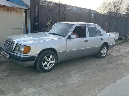 Mercedes-Benz E 250 1993 года за 2 300 000 тг. в Жезказган – фото 6