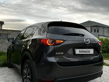 Mazda CX-5 2018 года за 12 700 000 тг. в Алматы – фото 6