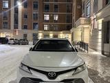 Toyota Camry 2018 года за 10 000 000 тг. в Караганда