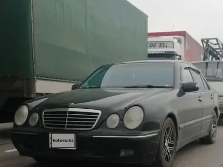 Mercedes-Benz E 320 2000 года за 5 500 000 тг. в Актау – фото 5