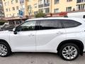 Toyota Highlander 2023 года за 24 000 000 тг. в Астана – фото 8