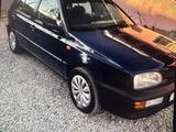 Volkswagen Golf 1994 годаүшін2 000 000 тг. в Шымкент