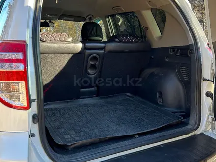 Toyota RAV4 2012 года за 9 200 000 тг. в Семей – фото 23