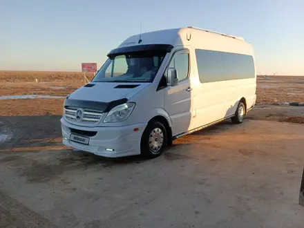 Mercedes-Benz Sprinter 2008 года за 14 000 000 тг. в Атырау – фото 10