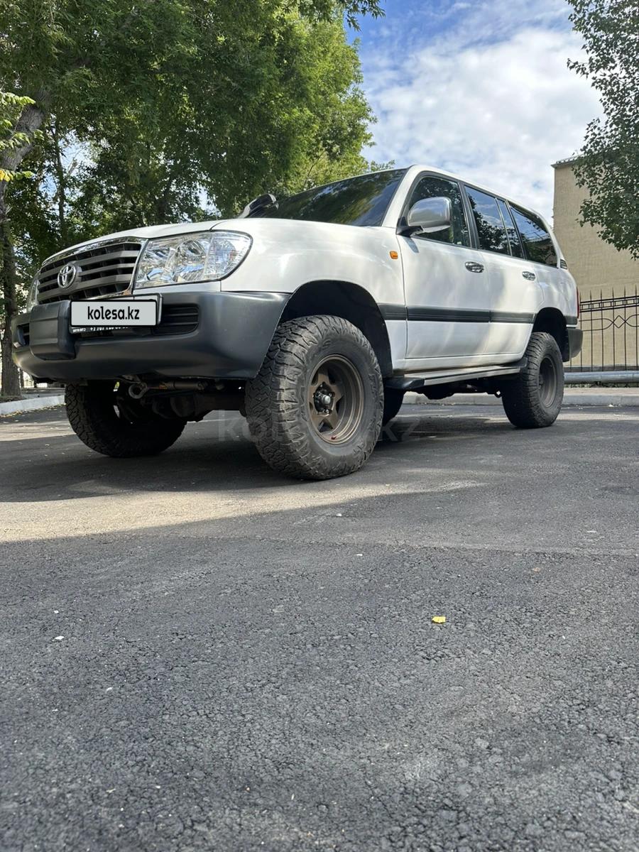 Toyota Land Cruiser 2005 г.