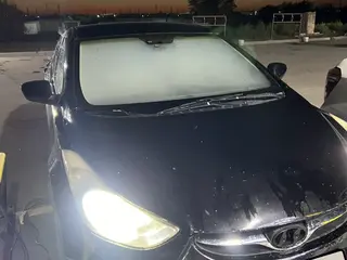 Hyundai Elantra, 2013