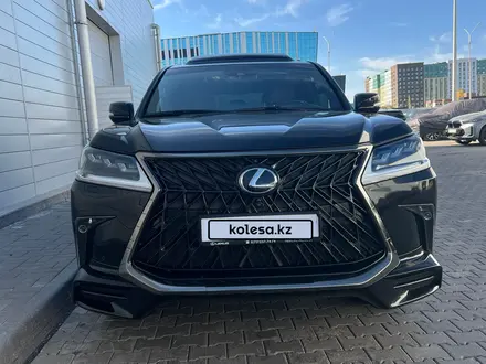 Lexus LX 570 2019 года за 47 500 000 тг. в Астана – фото 2