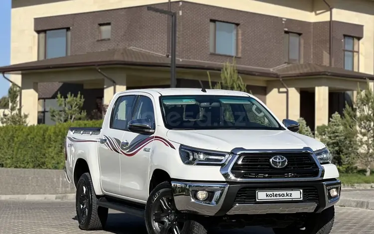 Toyota Hilux 2021 года за 23 000 000 тг. в Шымкент