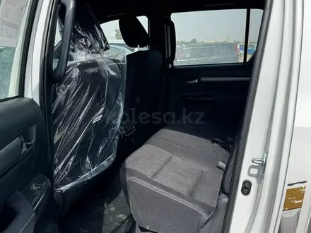 Toyota Hilux 2025 года за 32 000 000 тг. в Алматы – фото 15