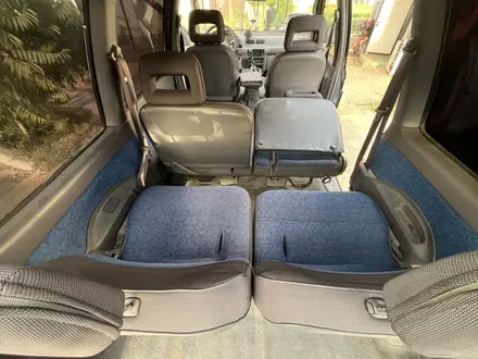 Nissan Serena 1994 года за 1 400 000 тг. в Алматы – фото 17