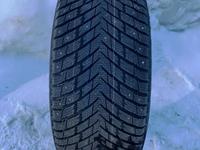 Зимние шины 235/50 R21 с шипами Rotalla за 525 000 тг. в Экибастуз