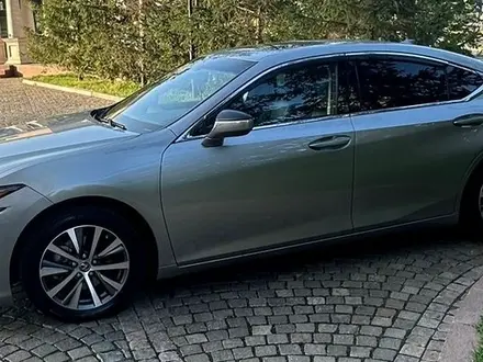 Lexus ES 250 2019 годаүшін21 000 000 тг. в Алматы – фото 8