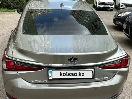Lexus ES 250 2019 годаүшін21 000 000 тг. в Алматы – фото 9