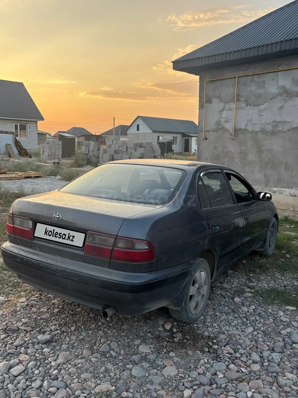 Toyota Corona, 1995