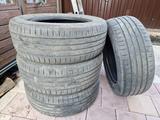 Шины летние KUMHO 235/60 R18 за 50 000 тг. в Караганда