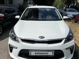 Kia Rio 2018 года за 8 300 000 тг. в Алматы