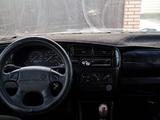 Volkswagen Golf 1994 годаүшін1 150 000 тг. в Абай (Абайский р-н) – фото 4