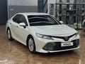 Toyota Camry 2019 годаfor14 200 000 тг. в Шымкент – фото 2