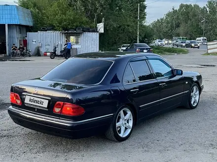 Mercedes-Benz E 280 1999 года за 4 200 000 тг. в Кызылорда – фото 6