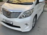 Toyota Alphard 2009 года за 11 442 857 тг. в Актау