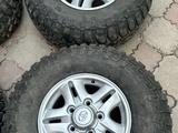 Грязевые шины Boto с оригинальными дисками за 370 000 тг. в Алматы – фото 4