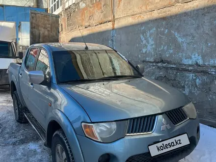 Mitsubishi L200 2007 года за 4 000 000 тг. в Астана – фото 2