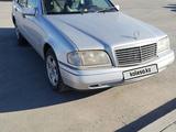 Mercedes-Benz C 200 1997 годаfor2 100 000 тг. в Караганда