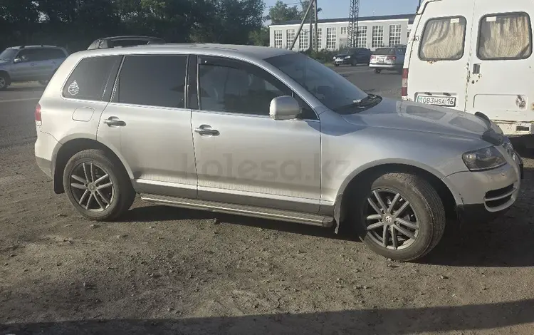 Volkswagen Touareg 2005 годаүшін4 800 000 тг. в Усть-Каменогорск