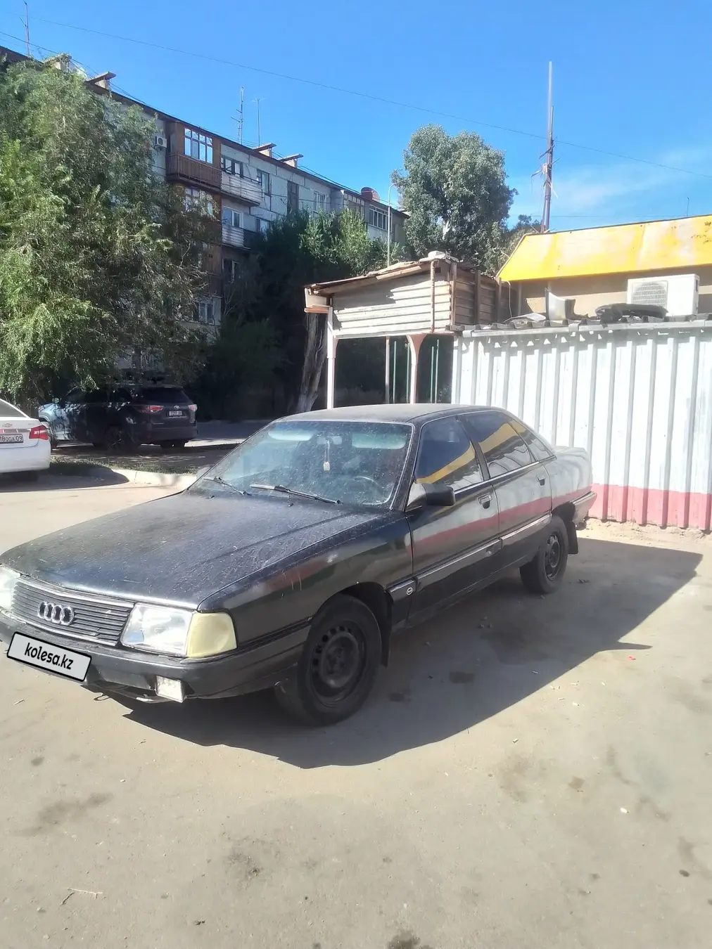 Audi 100, 1990