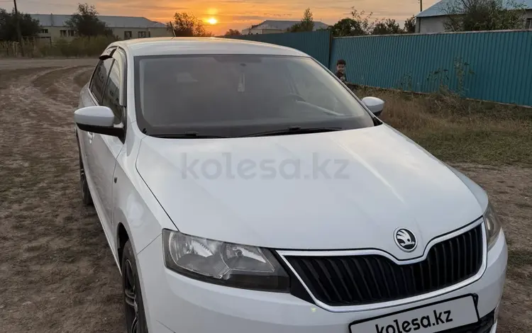 Skoda Rapid 2015 года за 5 600 000 тг. в Уральск