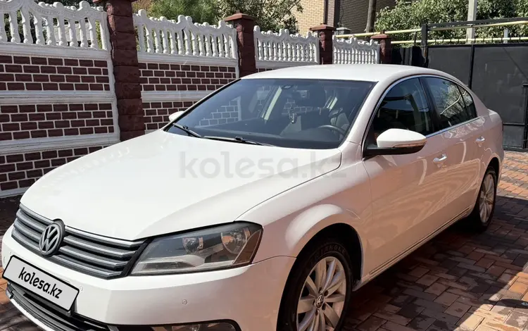 Volkswagen Passat 2014 года за 4 650 000 тг. в Алматы