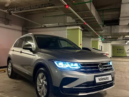 Volkswagen Tiguan 2020 года за 16 500 000 тг. в Алматы – фото 3