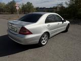 Mercedes-Benz C 200 2000 года за 2 500 000 тг. в Караганда – фото 5