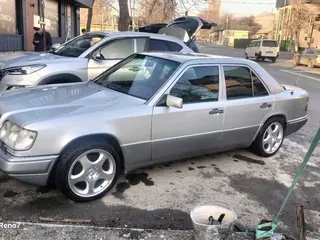 Mercedes-Benz E 280