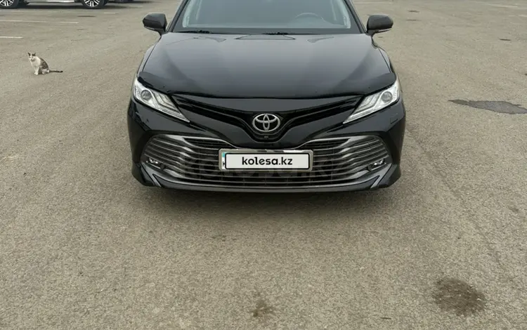 Toyota Camry 2018 годаfor13 800 000 тг. в Атырау