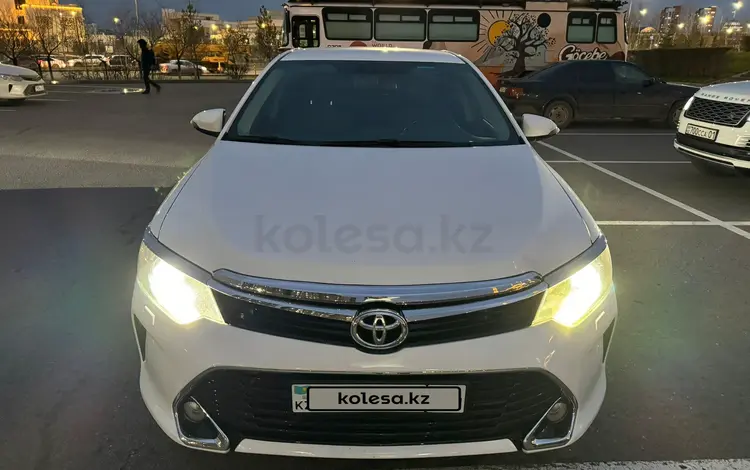 Toyota Camry 2015 годаfor9 600 000 тг. в Астана