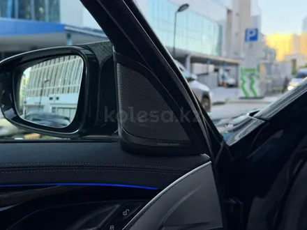 BMW 530 2022 года за 26 300 000 тг. в Астана – фото 12
