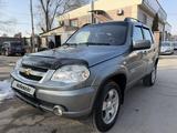 Chevrolet Niva 2013 года за 4 400 000 тг. в Алматы – фото 2