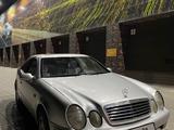 Mercedes-Benz CLK 230 1999 года за 2 800 000 тг. в Семей – фото 3