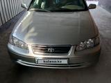 Toyota Camry 2000 года за 3 400 000 тг. в Шу – фото 4