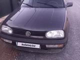 Volkswagen Golf 1994 годаfor1 700 000 тг. в Тараз