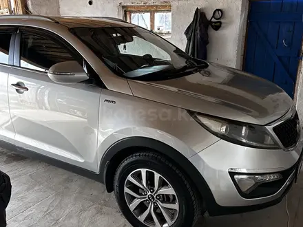 Kia Sportage 2014 года за 7 500 000 тг. в Актобе – фото 2