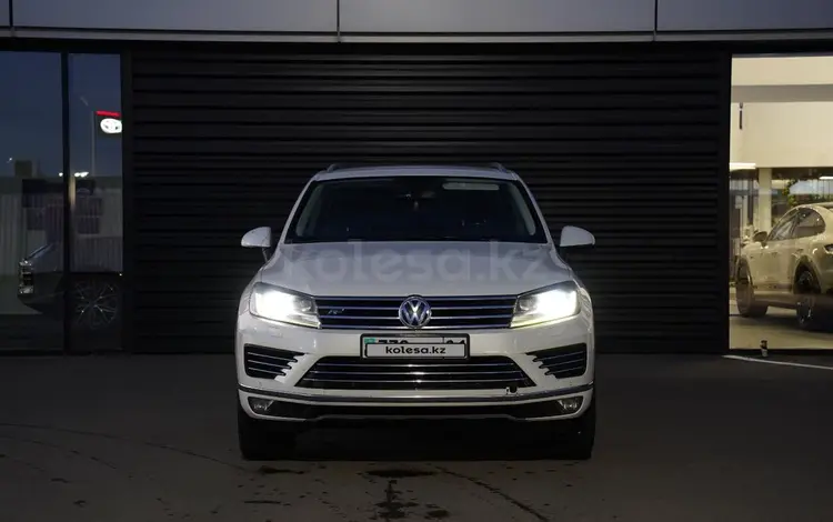 Volkswagen Touareg 2014 года за 12 000 000 тг. в Астана