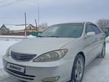 Toyota Camry 2002 года за 4 600 000 тг. в Актобе – фото 2